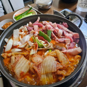 광명동굴 근처 맛집 생고기 두루치기 전문점