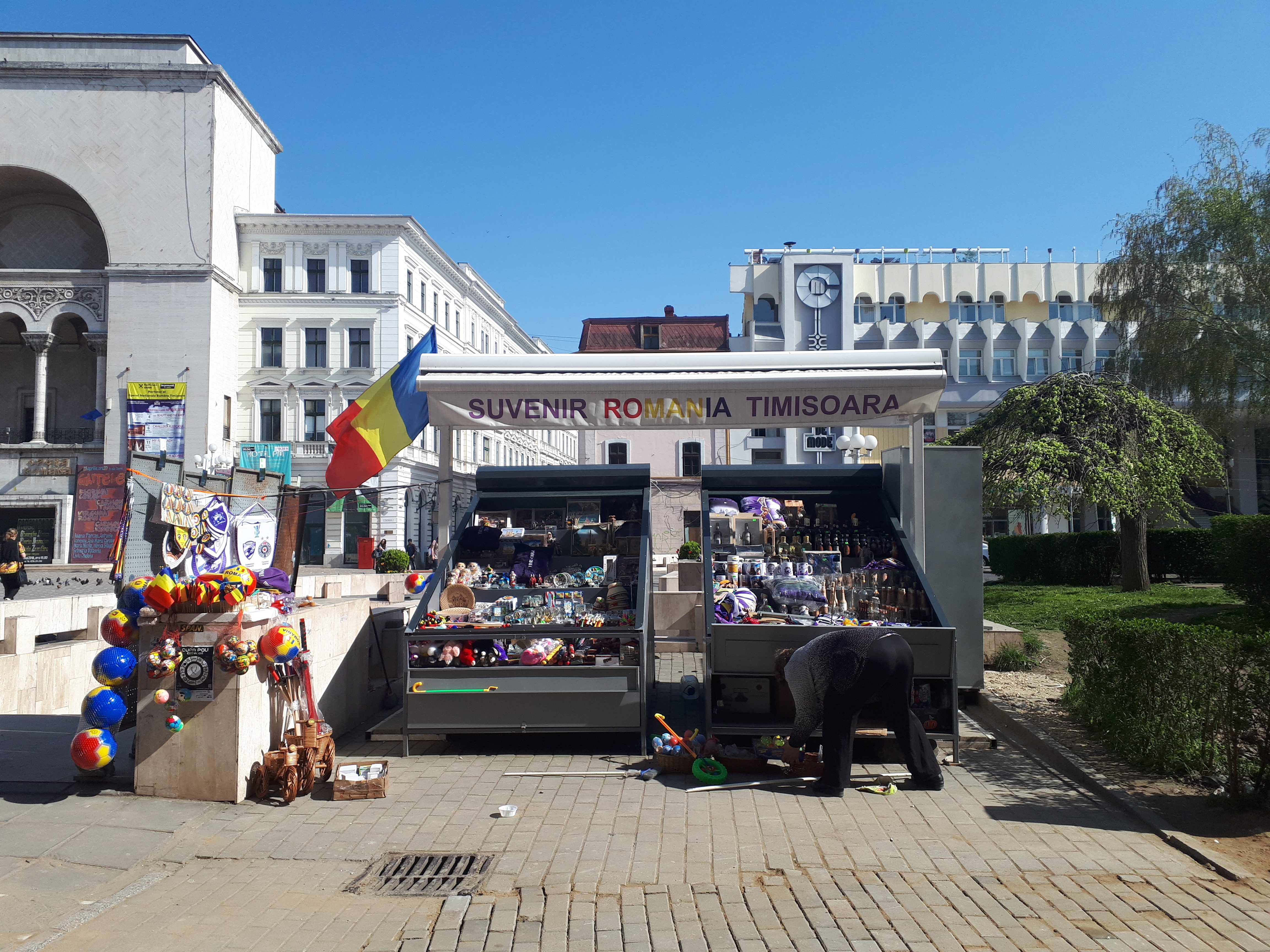루마니아 티미쇼아라 빅토리 광장의 가판대