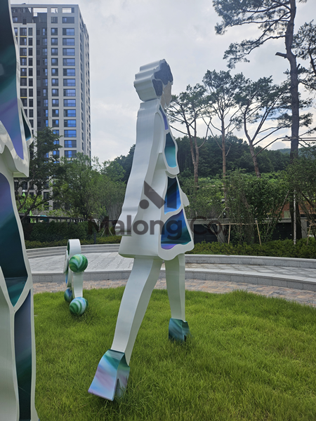 마롱컴퍼니 조형물