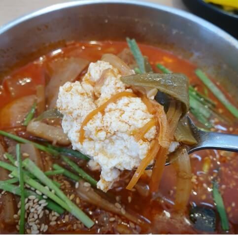 생방송투데이 한우물의 법칙 시흥시 오이도 짬뽕순두부 맛집 강릉짬뽕순두부