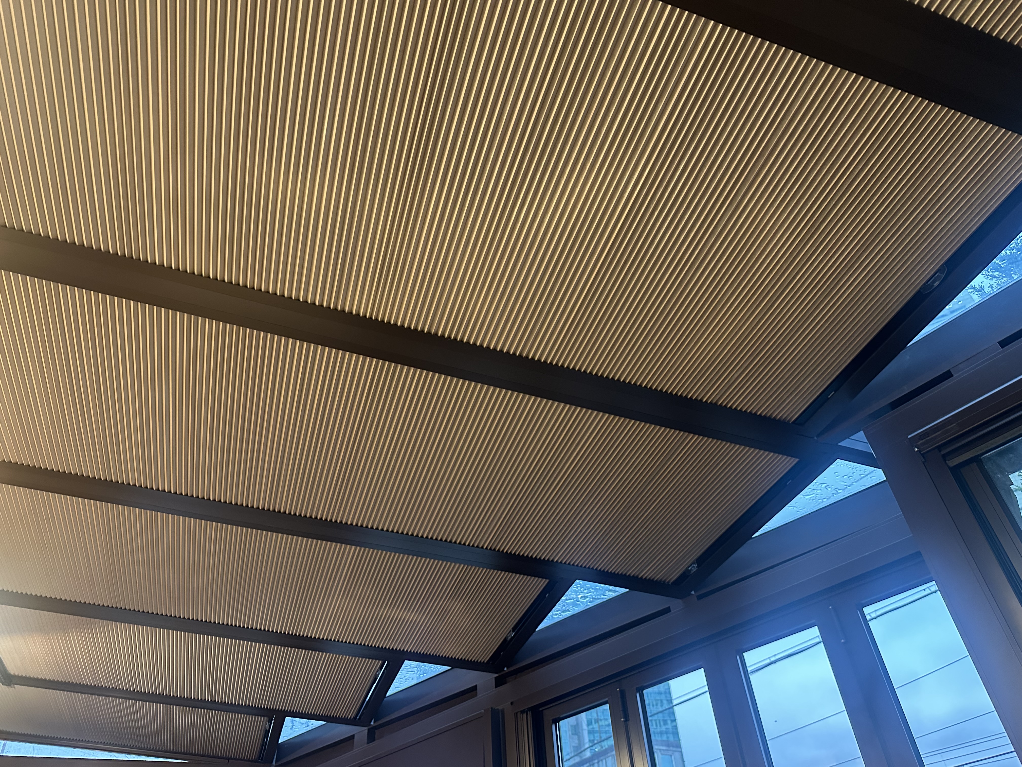 서울 용산 삼각지 장어 맛집 돌판장 추천(돌판에 굽는 자연산 바다장어, 장어 소금구이, 장어 양념구이, 장어구이 1인분 25,000원, 독특한 장어 초밥, 직원 친절, 내부 인테리어 예쁨, 가게 청결, 2층 구조, 용산 회식장소 추천)