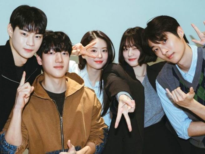 넷플릭스 기리고 몇부작 출연진 등장인물