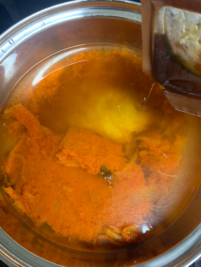 하코야 김치카츠나베 조리 사진