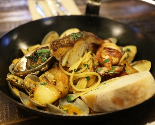 송파 석촌호수 레스토랑 '빈티지1981'