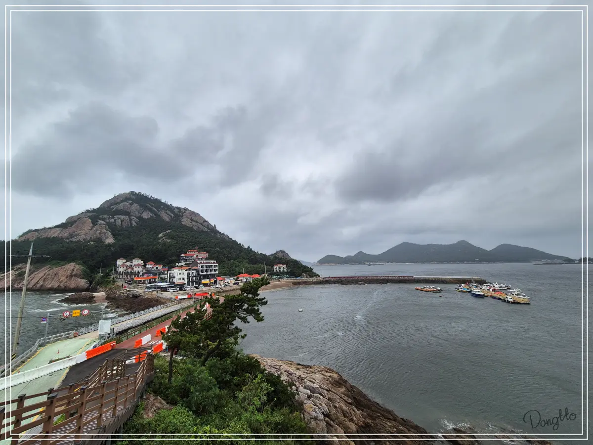 전라도-군산-가족여행-장자도-카페-라파르-외부에서-본-바다-풍경