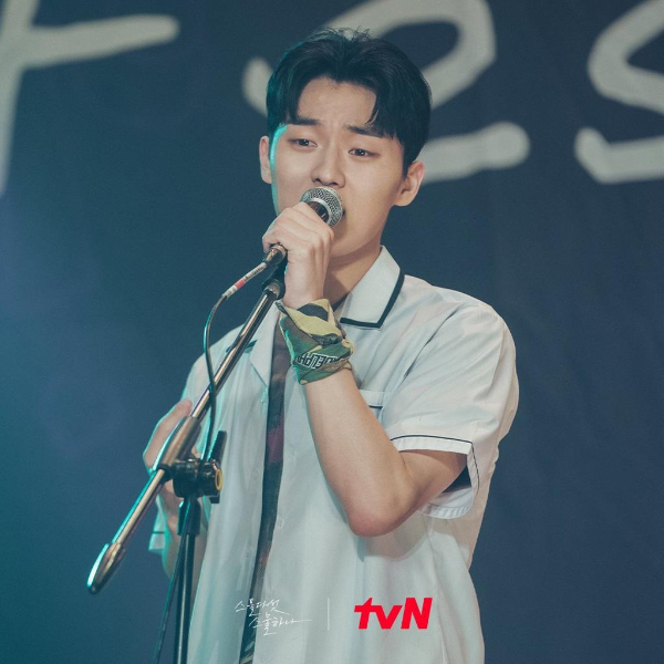 배우 최현욱