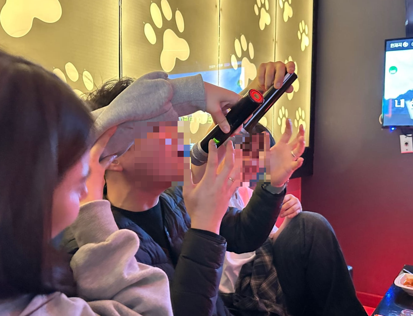 막차는 력시 룸소주방