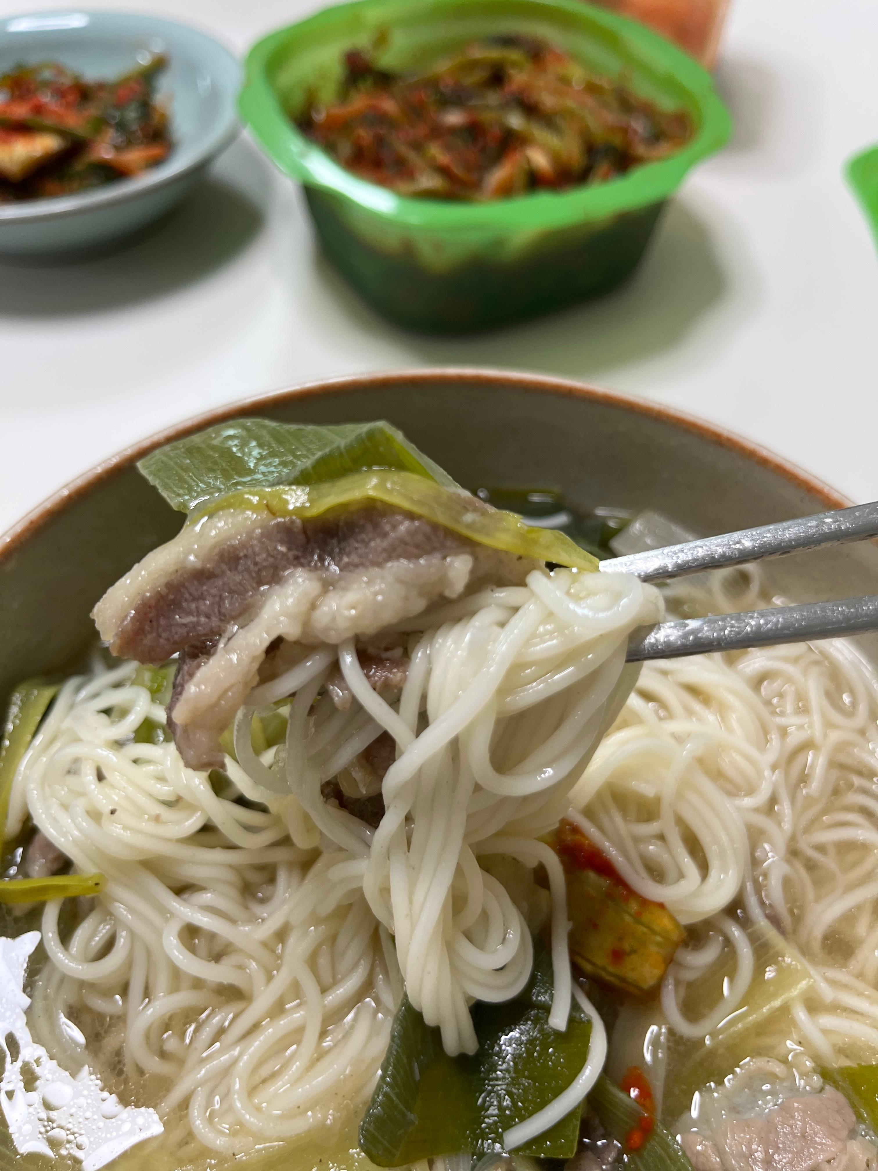 우삼겹대파국수