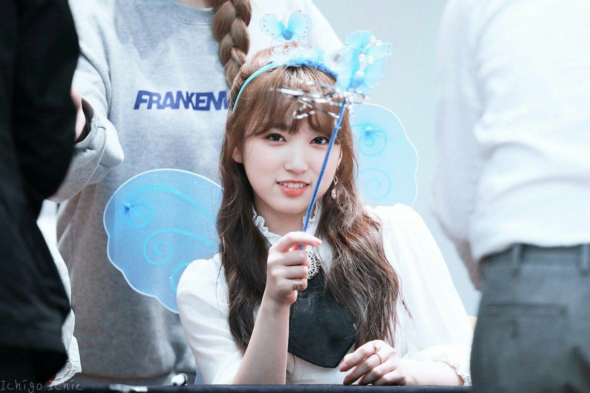 아이즈원 야부키나코 아이즈원 야부키나코