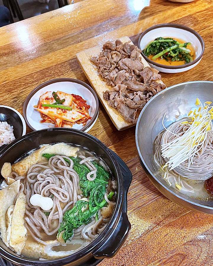 식객 허영만 백반기행 박은영 편 동치미 막국수 메밀 칼국수 새우 교자 만두 직화 불고기 관악 신림 맛집 소개