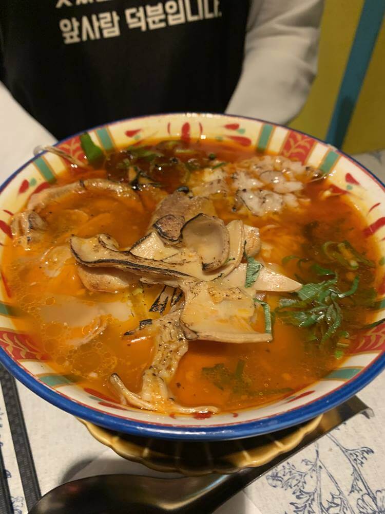 신라면 맵기의 매콤한 곱창 쌀국수