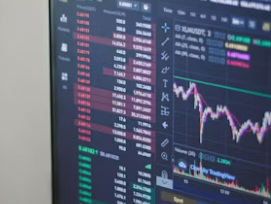 트럼프의 관세 폭탄과 주식시장 급락 : 사이드카 발동 주식시장 불안정성