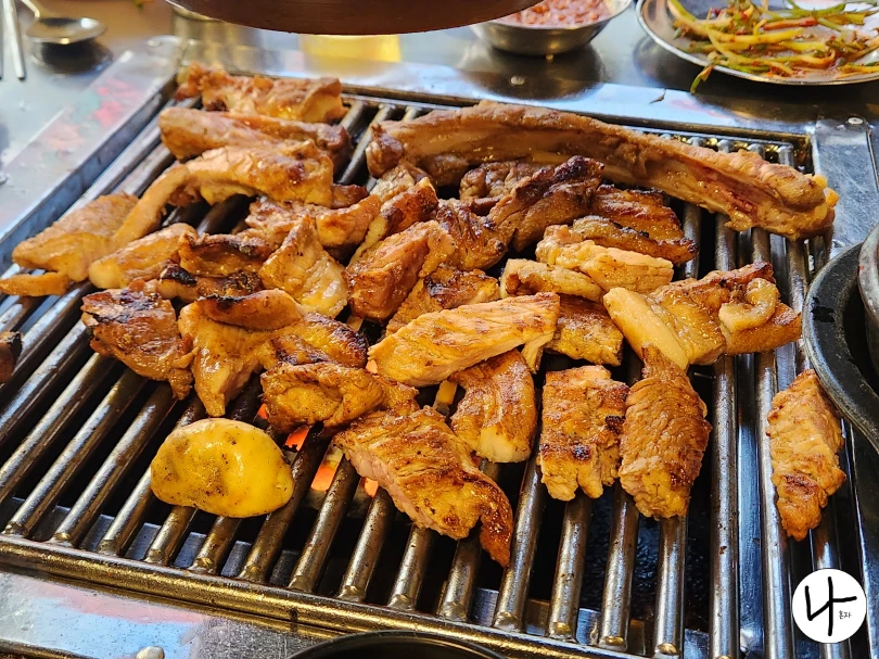 잘게-썰려진-돼지갈비