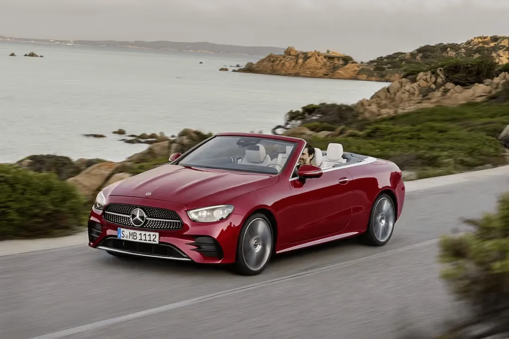 저렴한 오픈카 8위 : 메르세데스 벤츠 E클래스 카브리올레