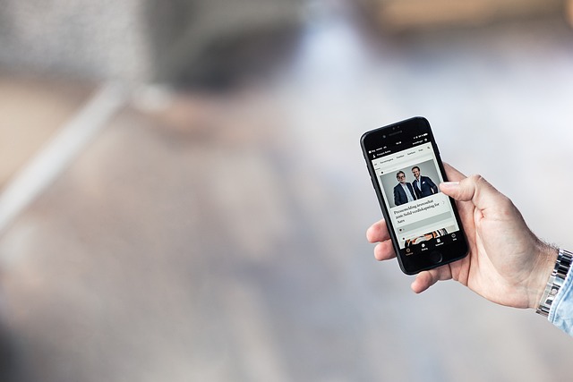 노안이 시작되는 나이, 당신의 눈도 예외는 아닙니다