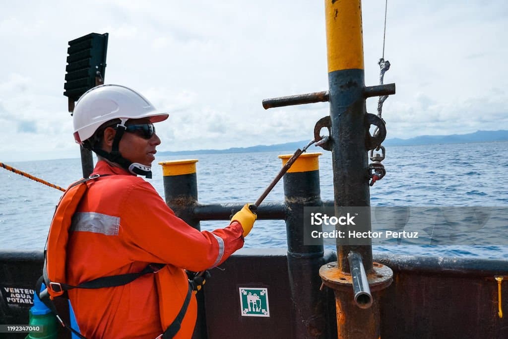 해양 자원 탐사 전문가