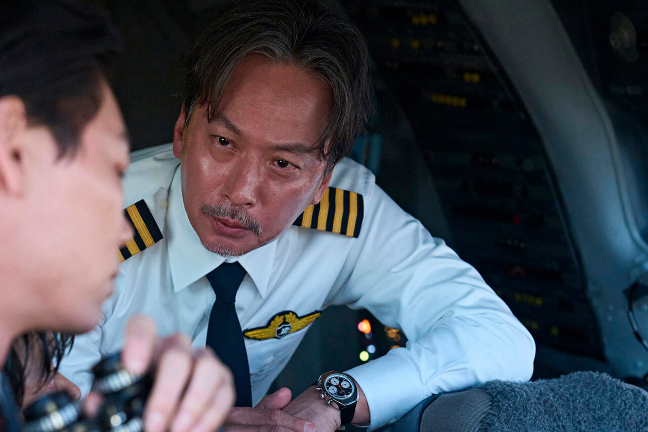 납치된 비행기 기장 역 시이나 킷페이