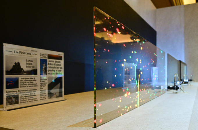 삼성전자가 'CES 2024 퍼스트룩'에서 공개한 투명 마이크로 LED