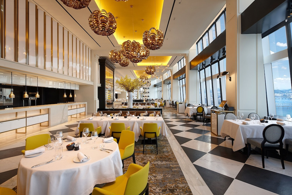 &amp;quot;시그니엘 서울 특가! 롯데월드타워 최고층 럭셔리 호텔 완전정복 (조식뷰+스카이라인+미쉐린셰프 총정리)&amp;quot;