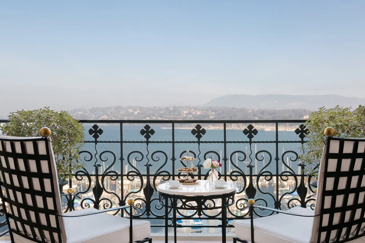 더우드워드_테라스