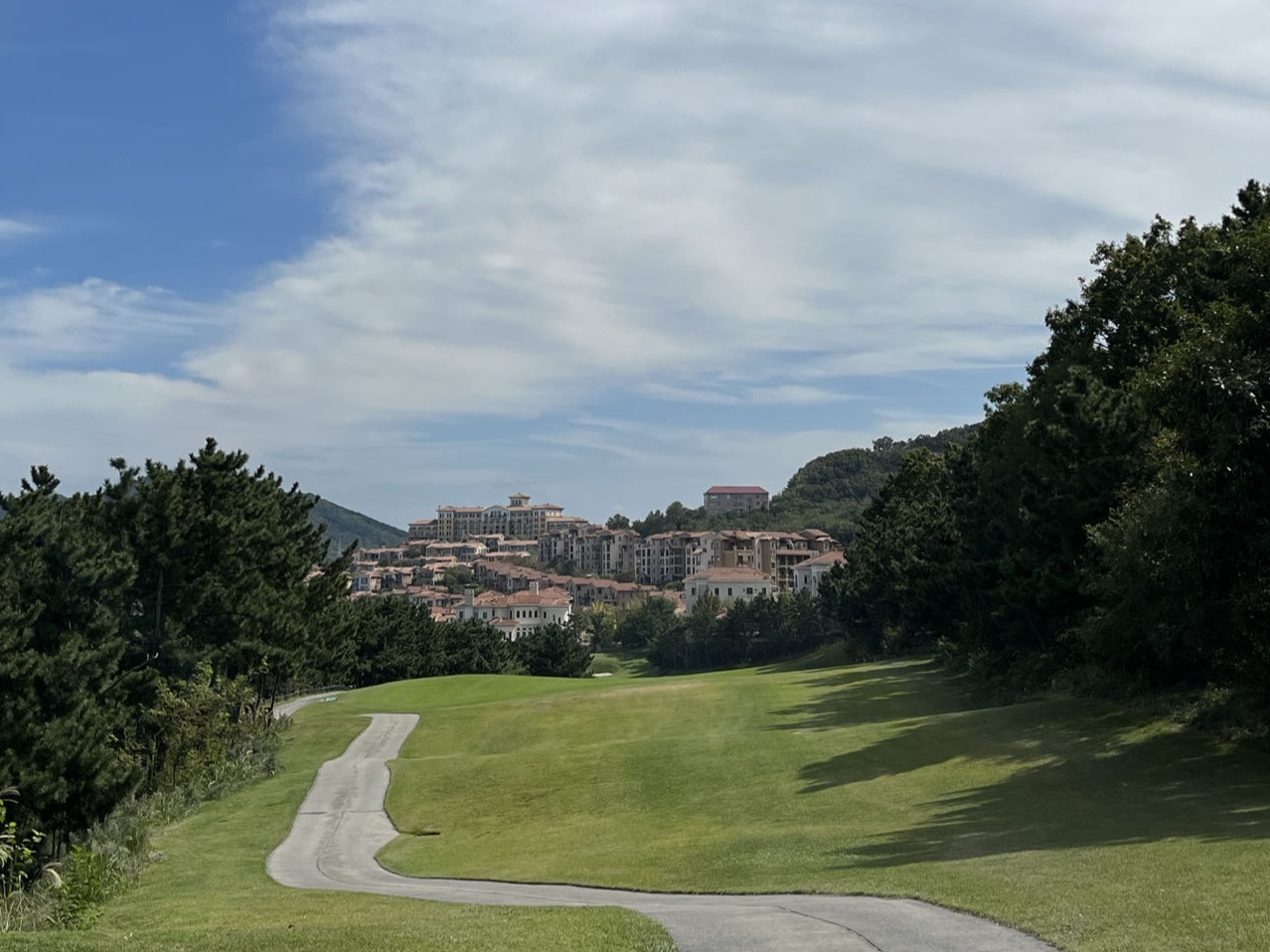 10번 파5 홀 파세이브 무난하다