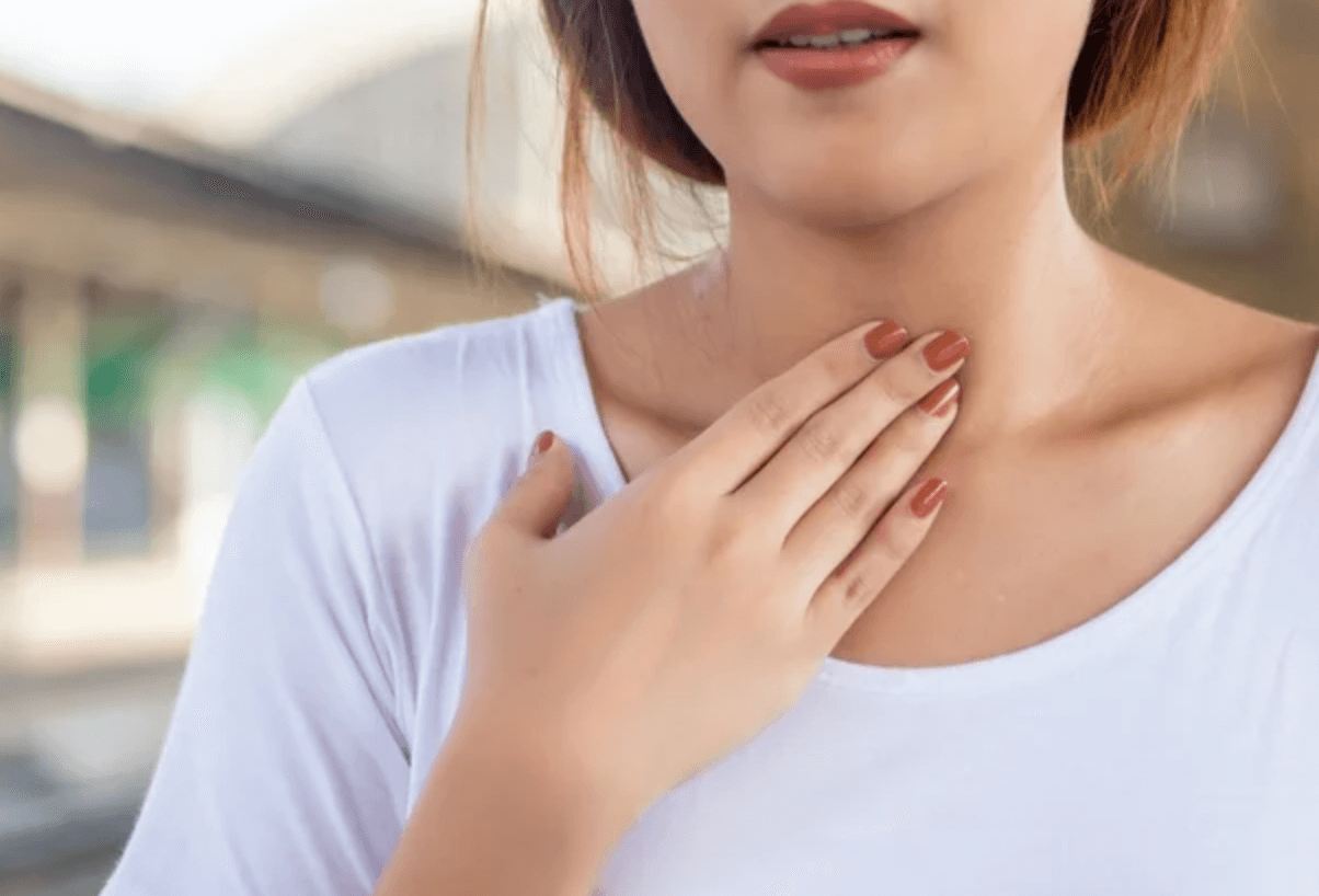 목과 가슴 답답