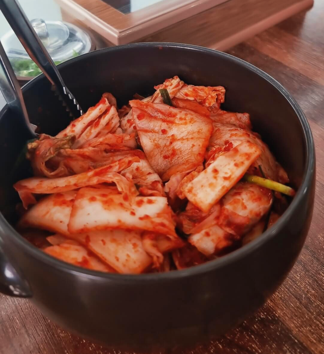 칼국수와 함께 나온 김치