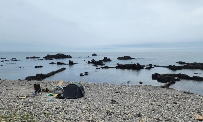 송대말-해변-텐트