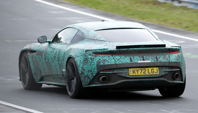 애스턴 마틴 DB12