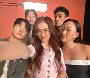 애나캐스카트-엑스오키티