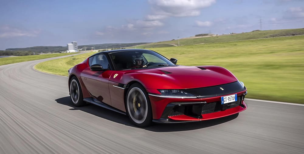 2025-페라리-12칠린드리