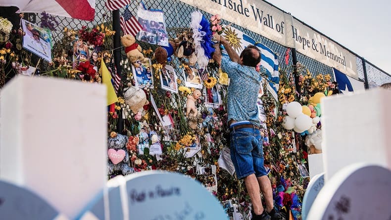 [미국 역사상 최악 플로리다 콘도 붕괴사고] 경비원의 최대 실수...경고 시스템 작동법 몰라