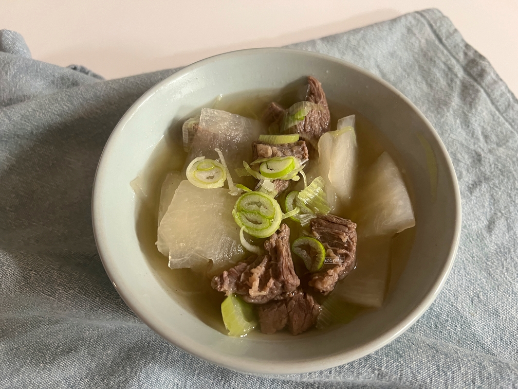 여기에 밥 말아 먹으면 한 끼 식사 끝