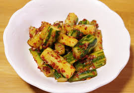 상큼함게 요리한 오이무침 완성 모습