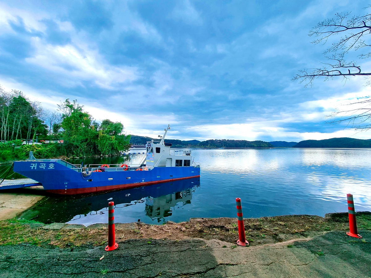 진주 가볼만한곳 진양호 공원: 진경양지 카페, 물빛갤러리, 반영이 예쁜 호수 둘레길