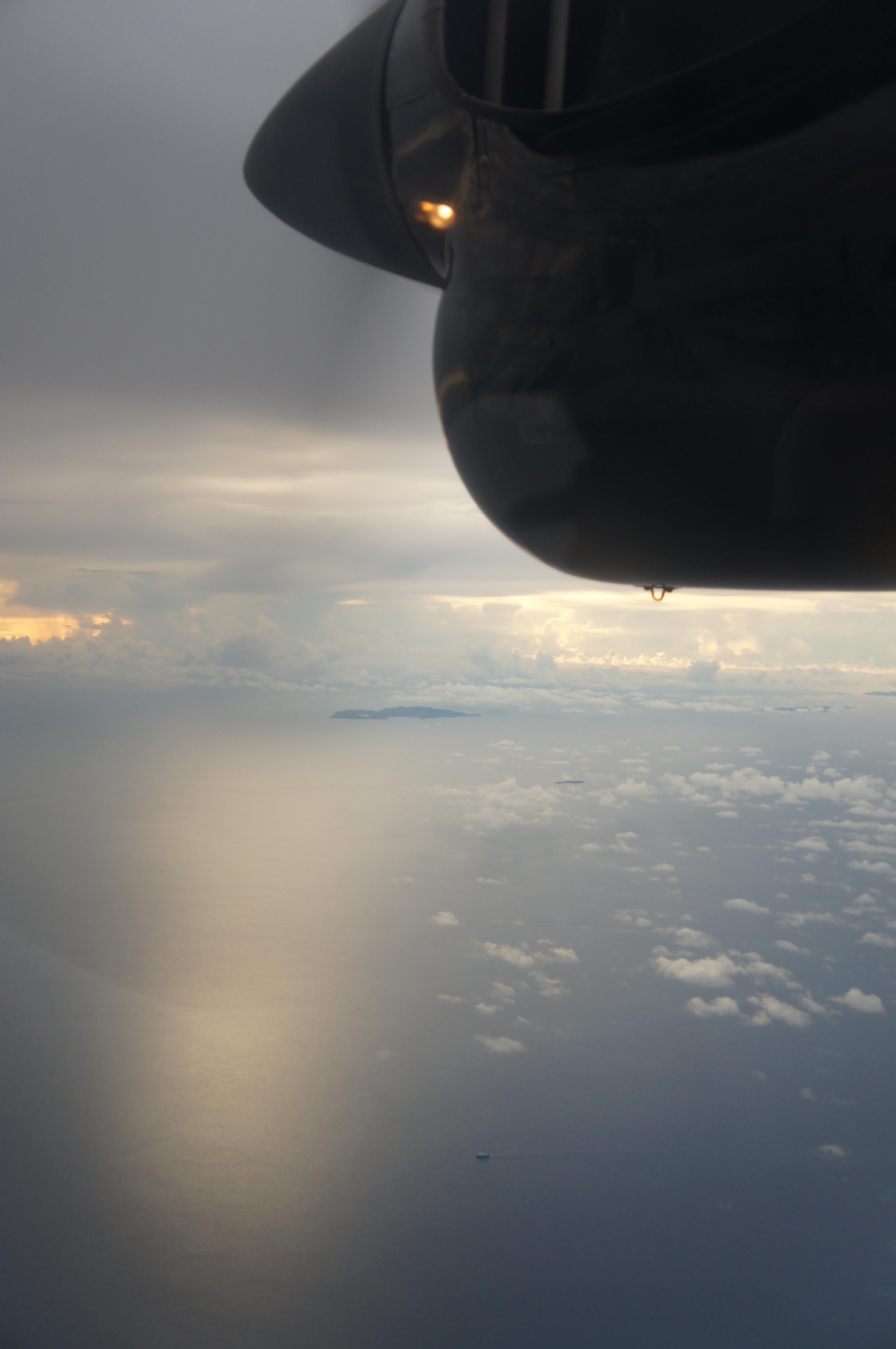 타베우니 섬으로 이동하기 위한 경비행기