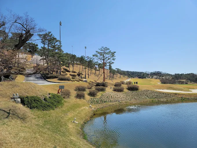 용인 '써닝포인트 컨트리클럽' 소개 및 예약방법