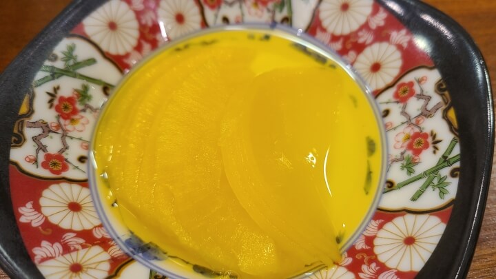 교대원-밑반찬-단무지