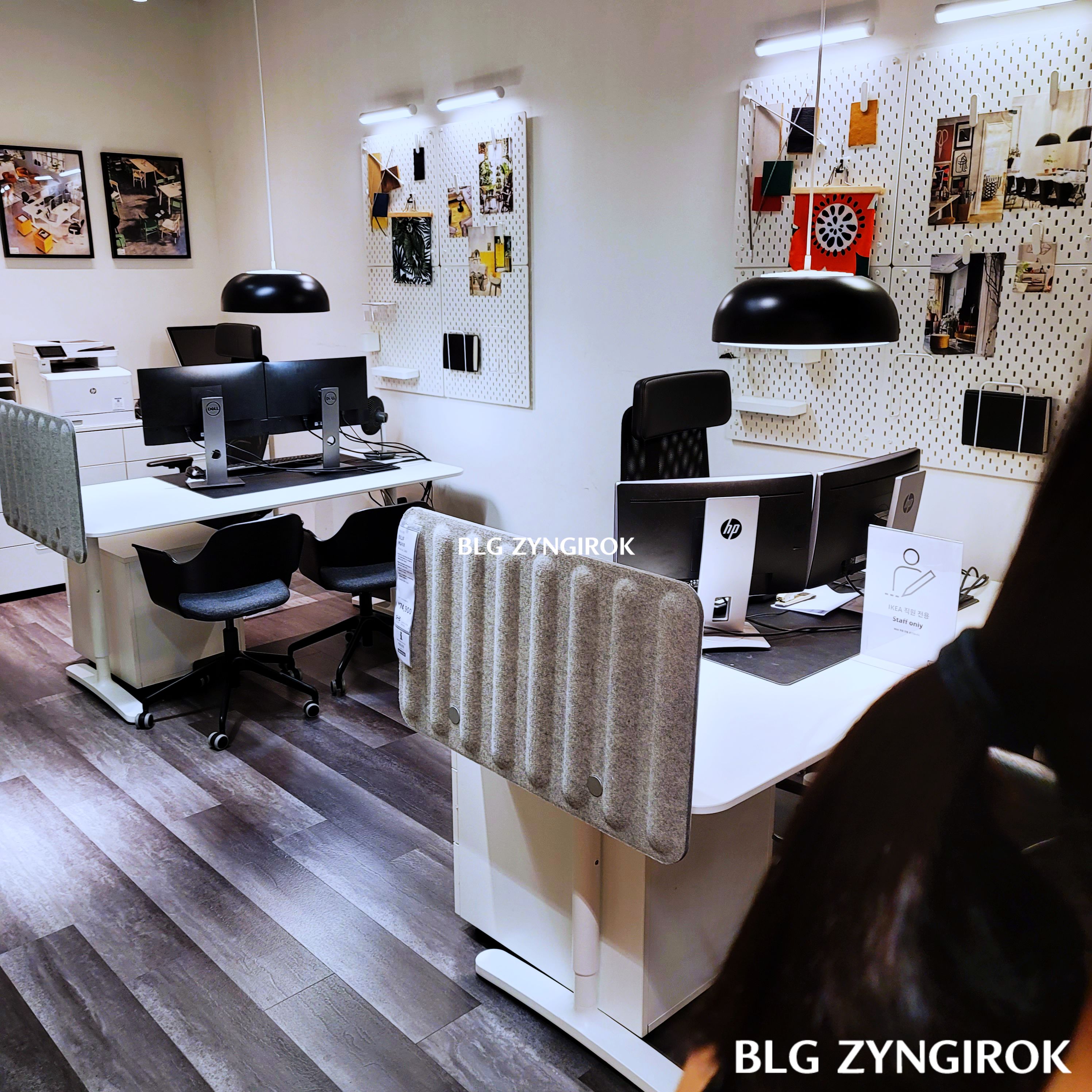 이케아-가구들을-이용해-만든-사무실모습이다.