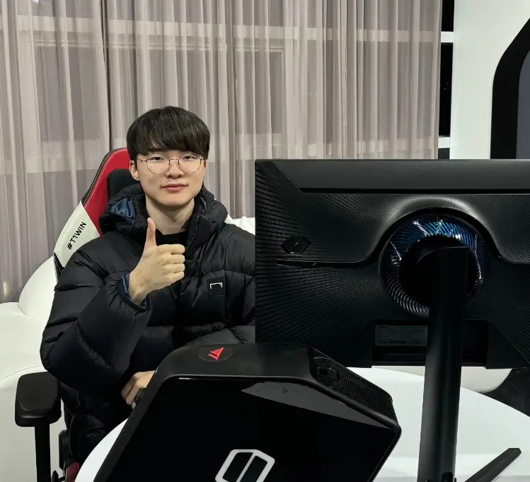GOAT! 페이커의 모든 것: 경력, 성적, 연봉, 군대 문제까지 정리~!