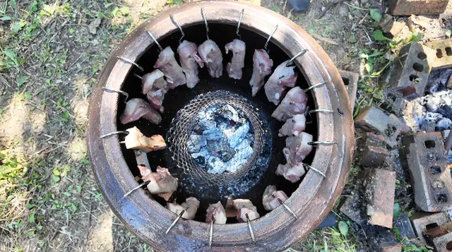 한국인의_밥상_모두의_숲_항아리화덕_통삼겹구이