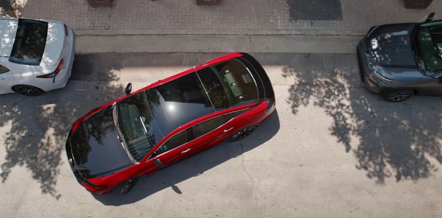 2023-토요타크라운-주차