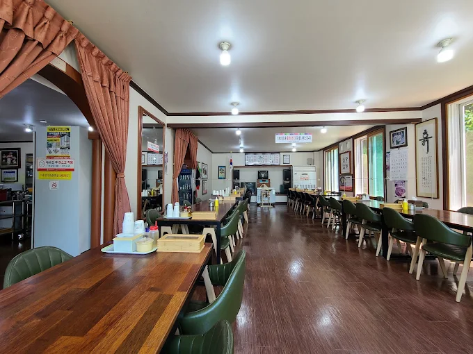 강원도 양양, 범바우막국수 (본점)