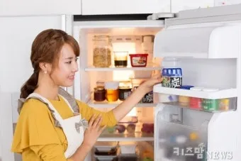 냉장고 냄새 김치통 밀폐와 랩 씌우기 식재료 분리 정리_8