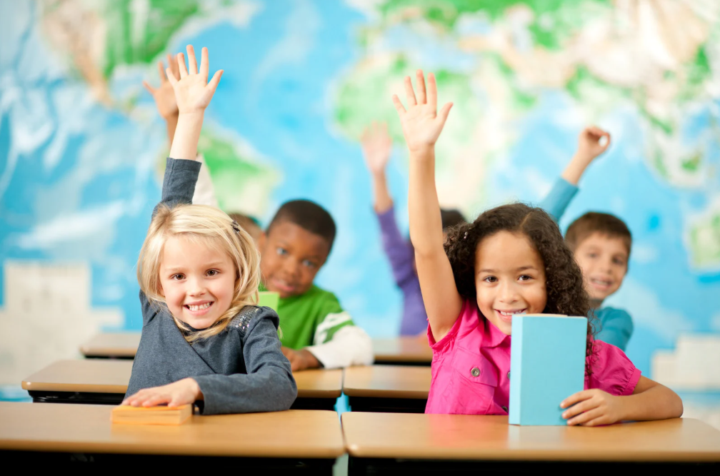 초등 교실 영어 표현 참여 유도 관련 사진