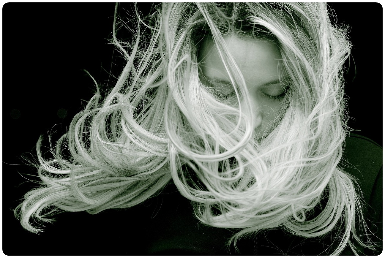 가늘어진 머리카락