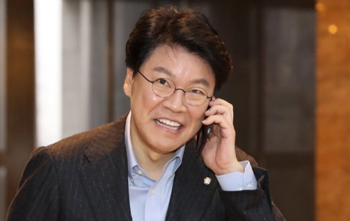 김대식 총장 프로필 나이 고향 학력 교수 경력 | 장제원 김대식 사상구 공천 개입 논란