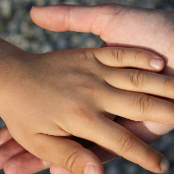 갑자기 손저림 이유