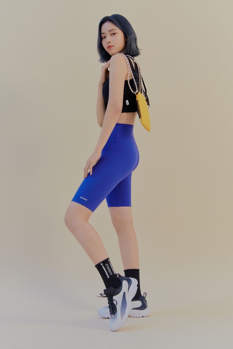 류진 ITZY 잇지 나이 프로필 키 인스타 화보 본명 과거 레전드 단발 실물 안다르 레깅스