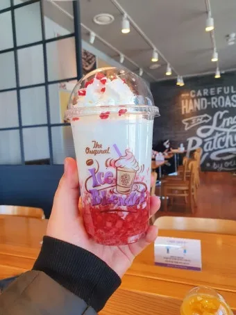 커피빈 신메뉴 함안 수박 주스 여름 한정 음료 추천_15